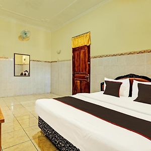Collection O 91692 Hotel Citra Dewi 3 Hills